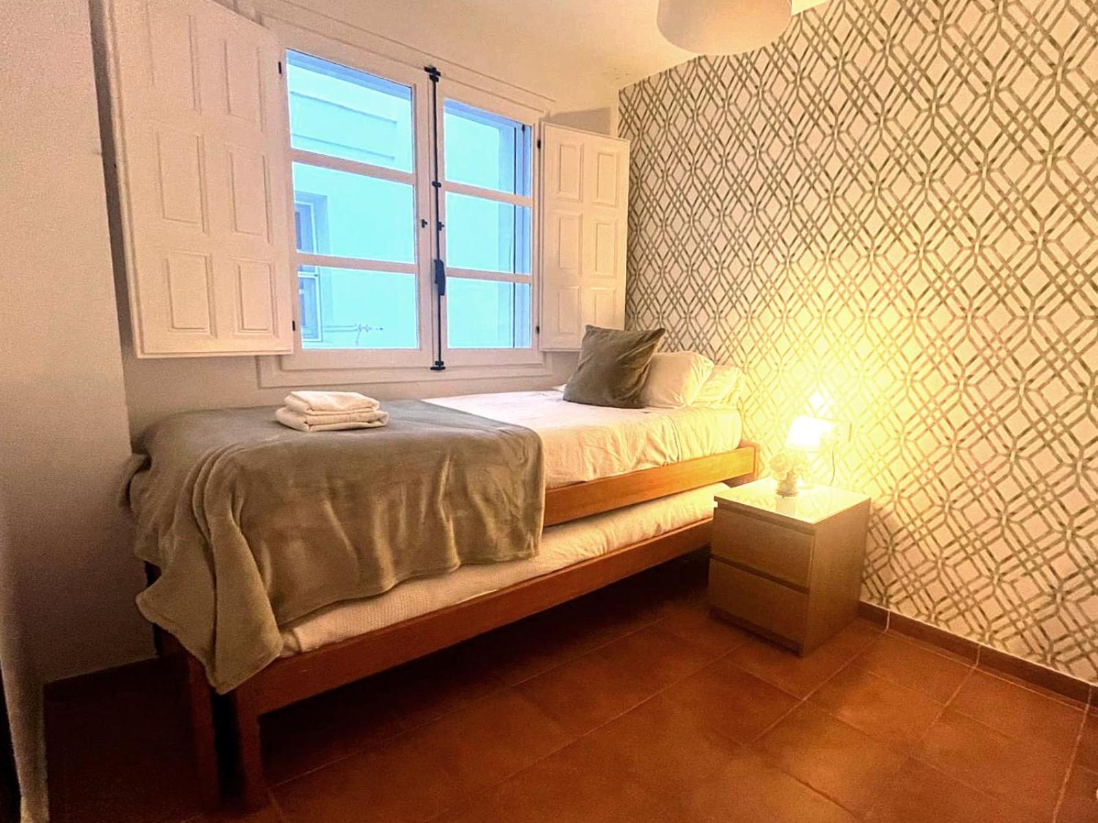 Apartamento La Laja 5 Min De La Playa Кадис Екстериор снимка